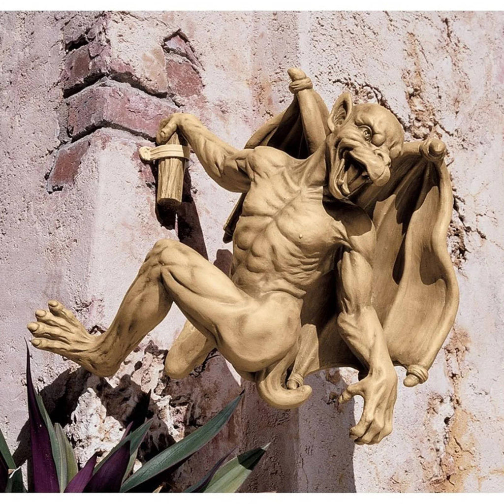 Climbing Gothic Gargoyle Statue E746