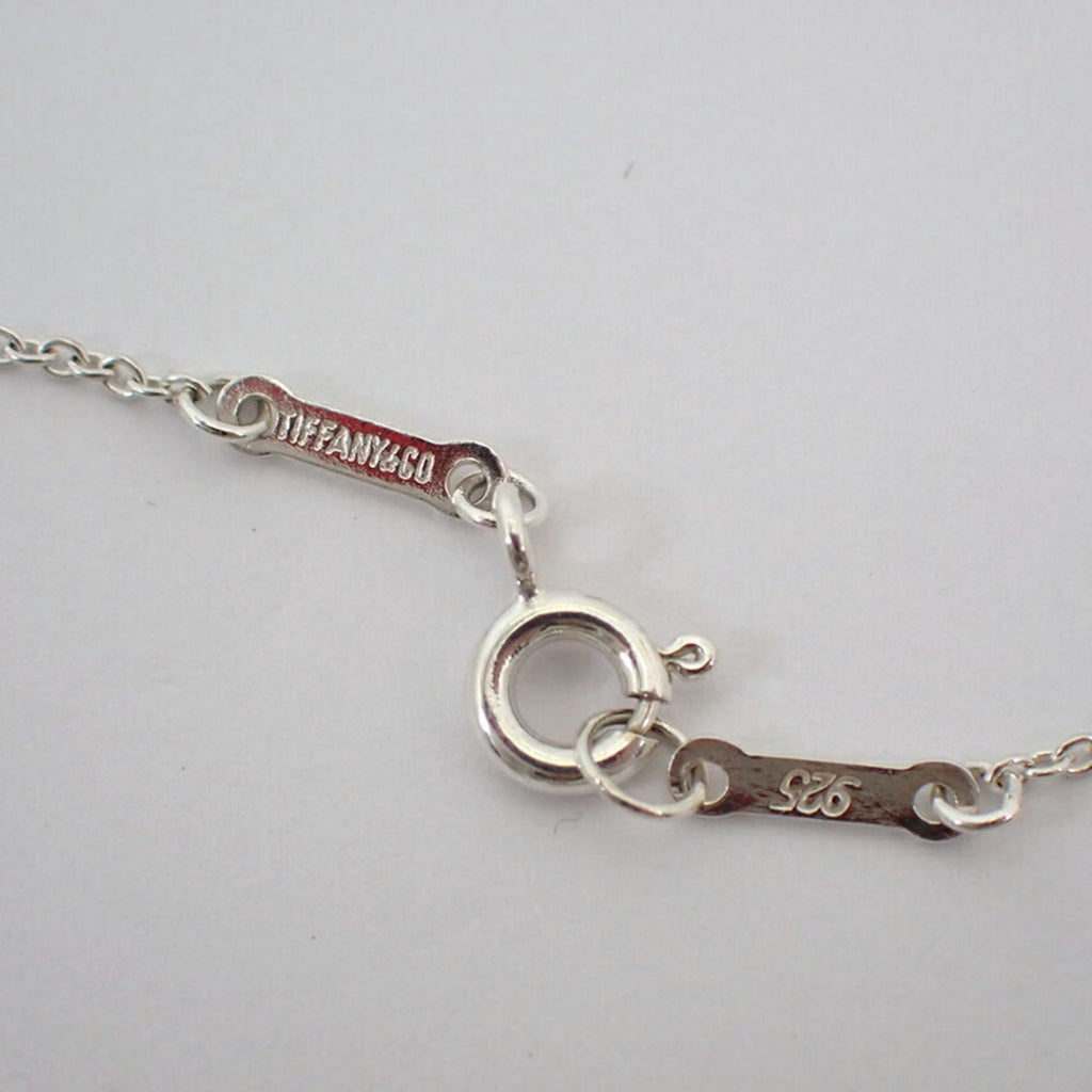 925 Madonna Pendant Necklace W598208