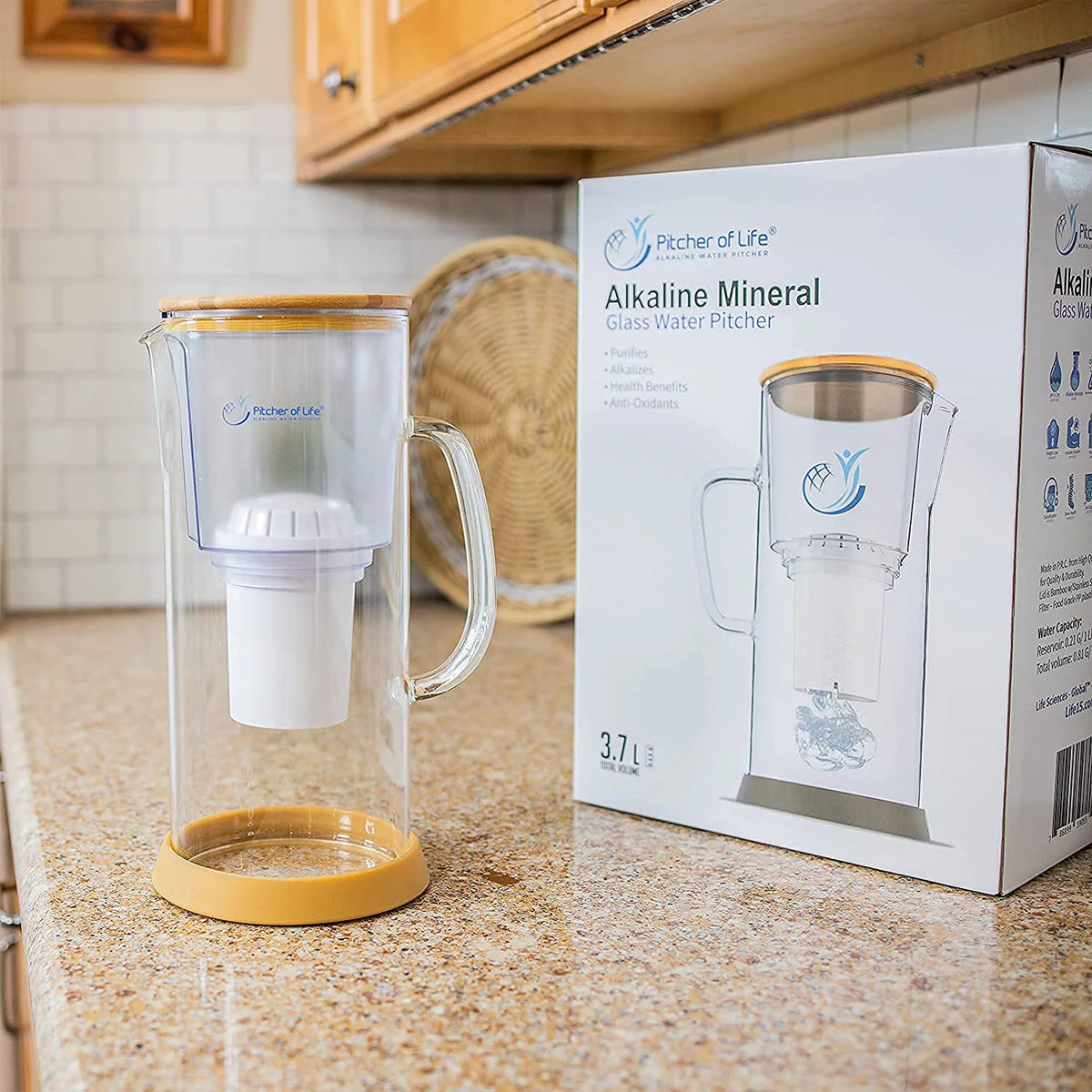 Alkaline Water Filter Pitcher with Bamboo Lid V25187