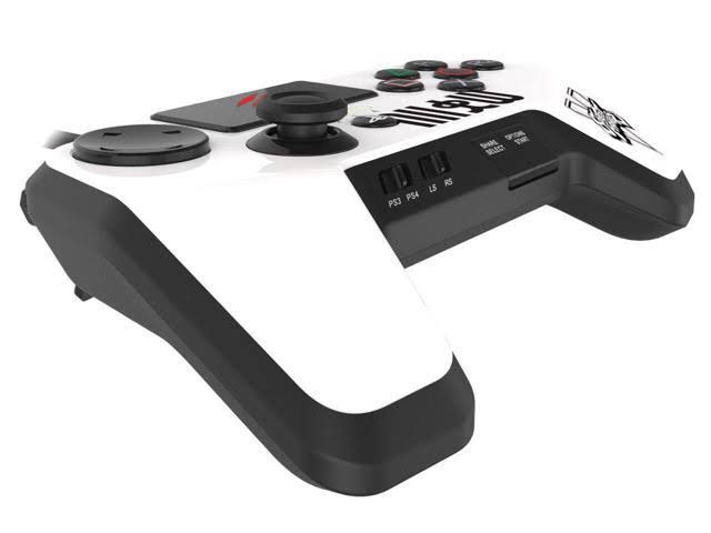 White Fightpad Pro for Playstation 4 X9266
