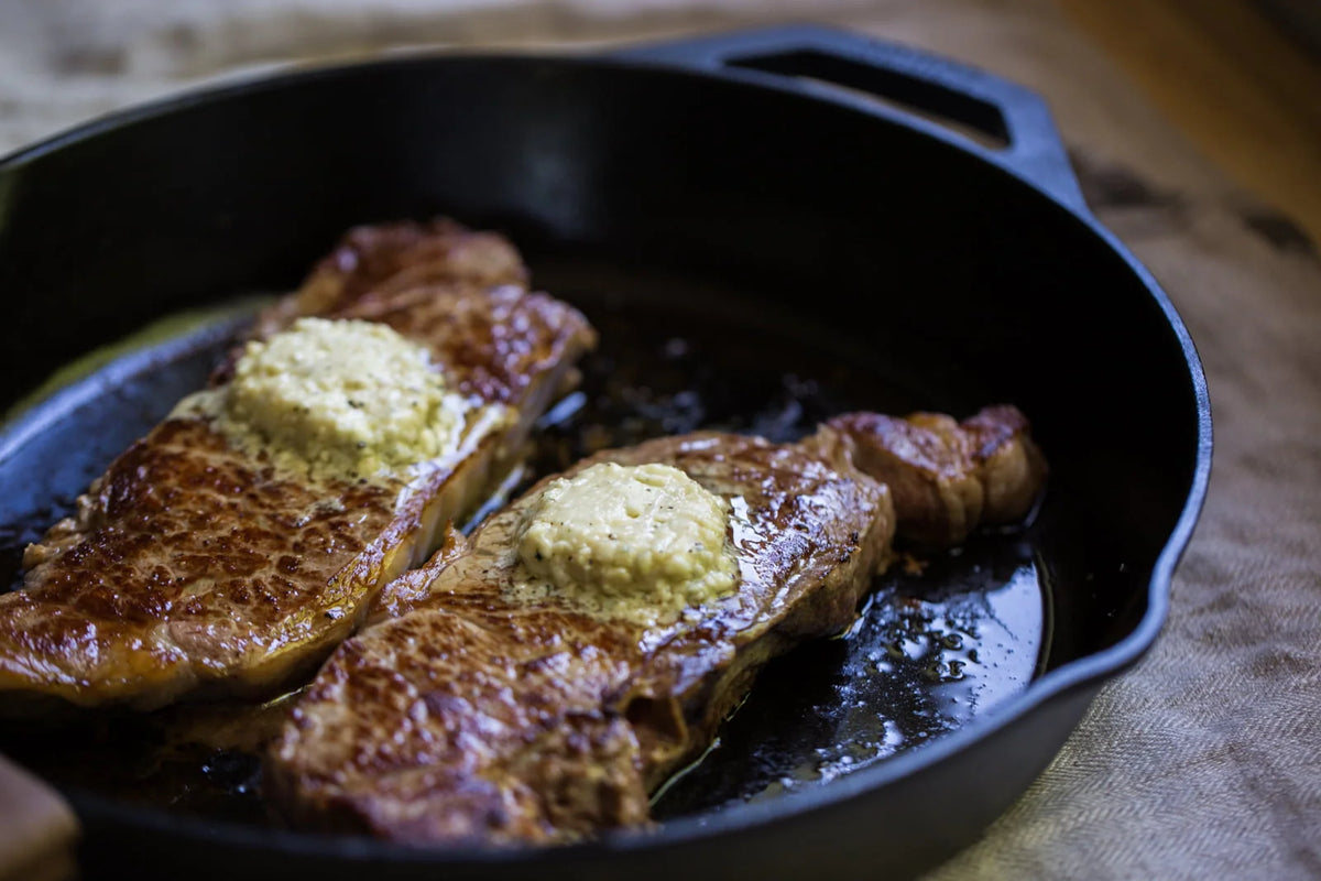 Cast Iron Seasoned 12 Skillet J770