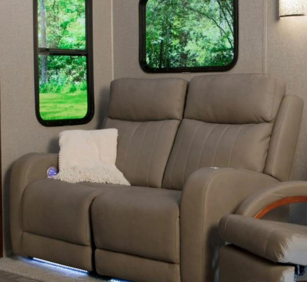 Left Hand Recliner Z8601
