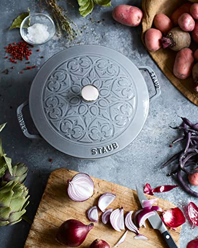 Graphite Grey Cast Iron 3.75-qt French Oven X164