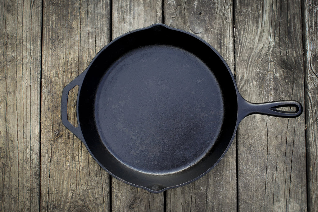Cast Iron Seasoned 12 Skillet J770