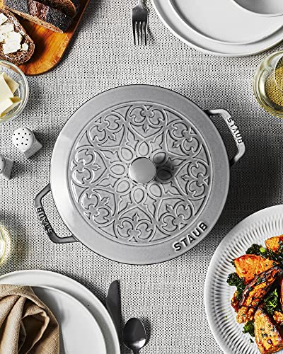 Graphite Grey Cast Iron 3.75-qt French Oven X164