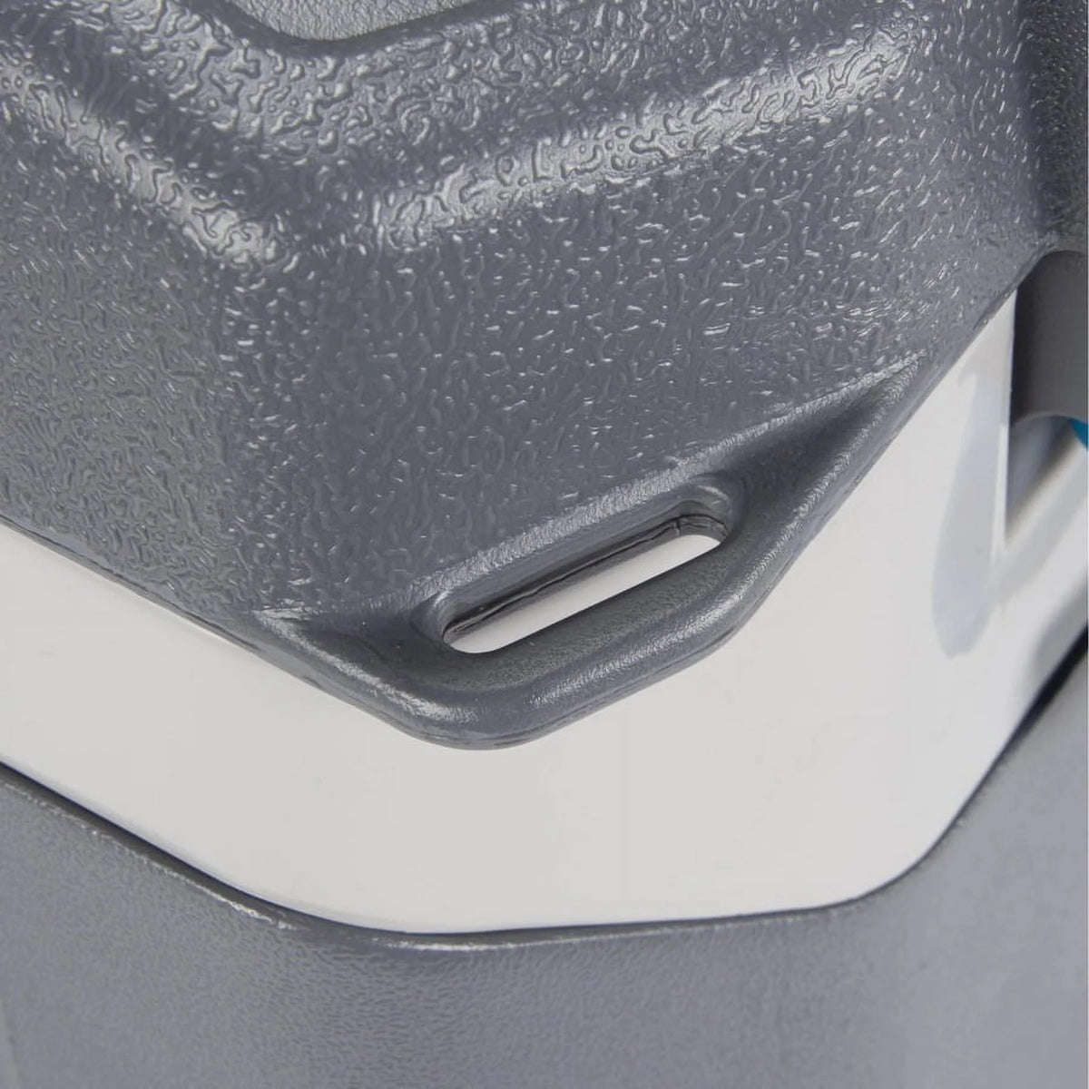 25 Quart Insulated Cooler L98908