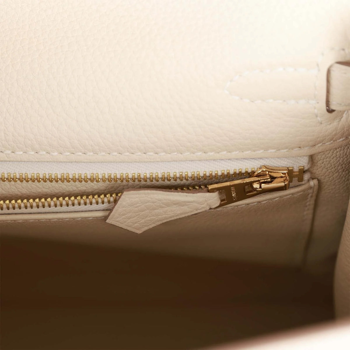 Craie Togo Leather Handbag O1340